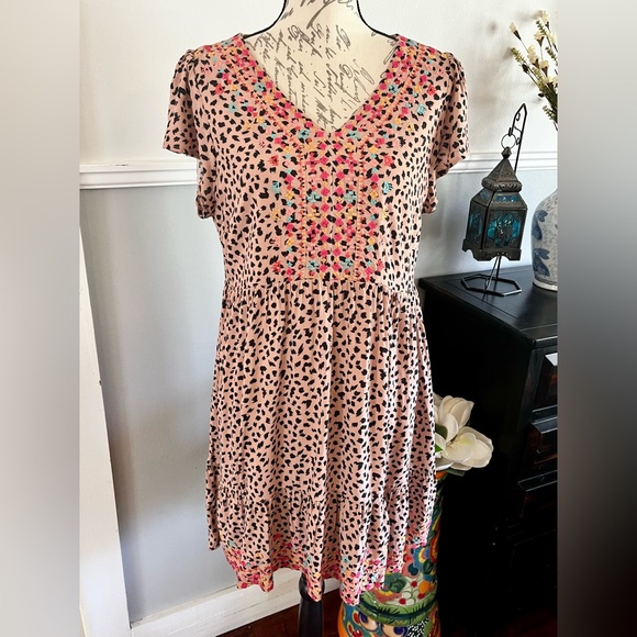 EUC Savanna Jane Animal Print Dress in Pink & Black Colorful Embroidery Medium - Picture 6 of 16